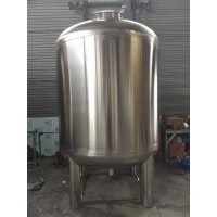 延慶縣康之興304無菌水箱衛(wèi)生級(jí)水箱生產(chǎn)廠家運(yùn)行穩(wěn)定做工考究